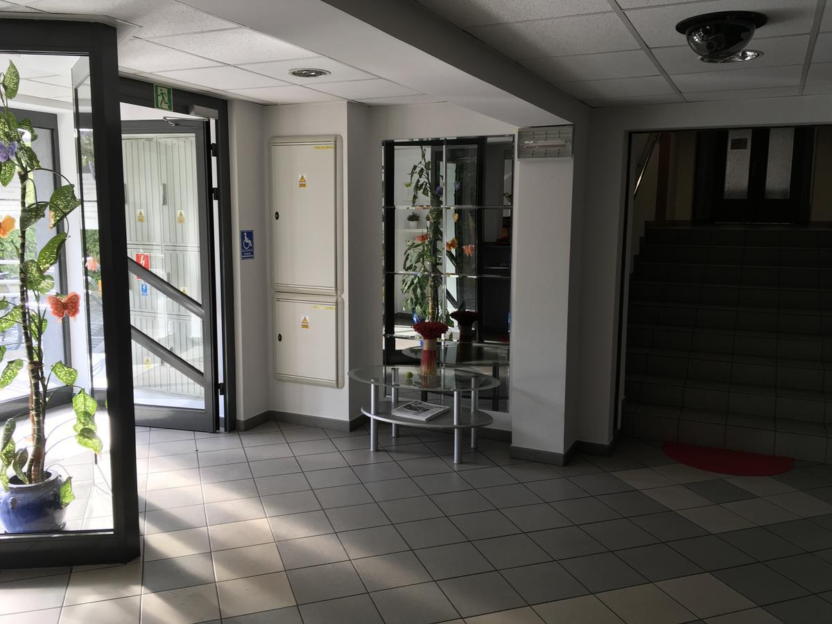 Gosciniec Tombor Aparthotel Katowice Buitenkant foto