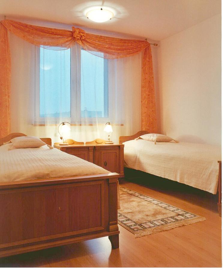 Gosciniec Tombor Aparthotel Katowice Buitenkant foto
